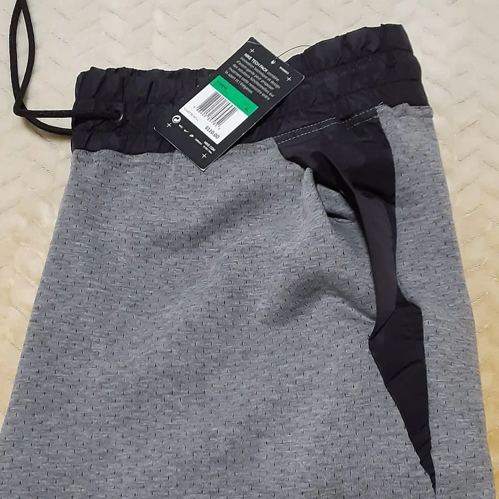 Women's XL Nike Tech Pack Capri Pants Retail $110.00 NWT_7